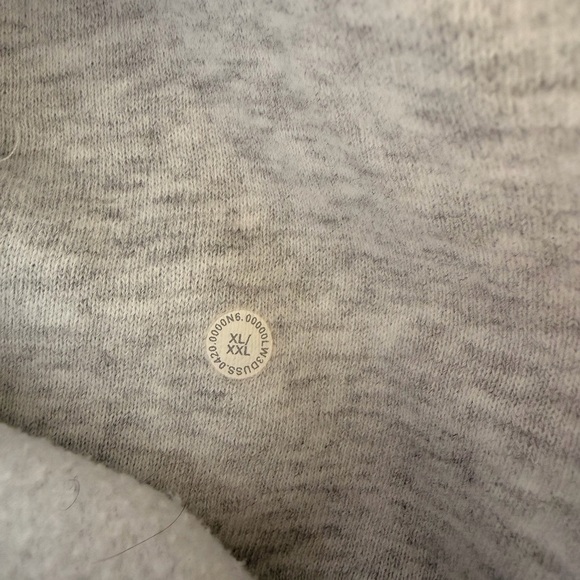 EUC 🍋lululemon athletica Gray Half-Zip Scuba - Picture 5 of 9